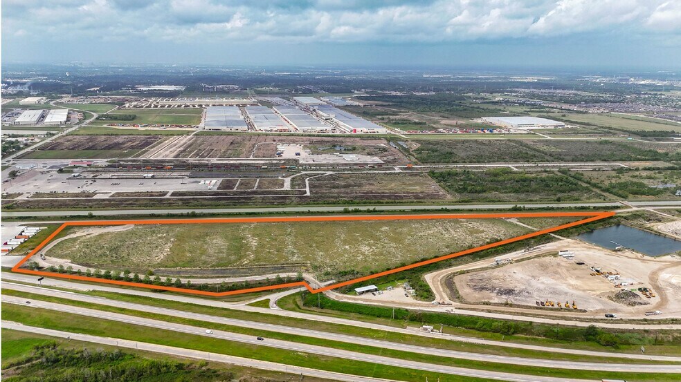 TBD FM 565, Baytown, TX à vendre - Photo de l’immeuble – Image 2 sur 18