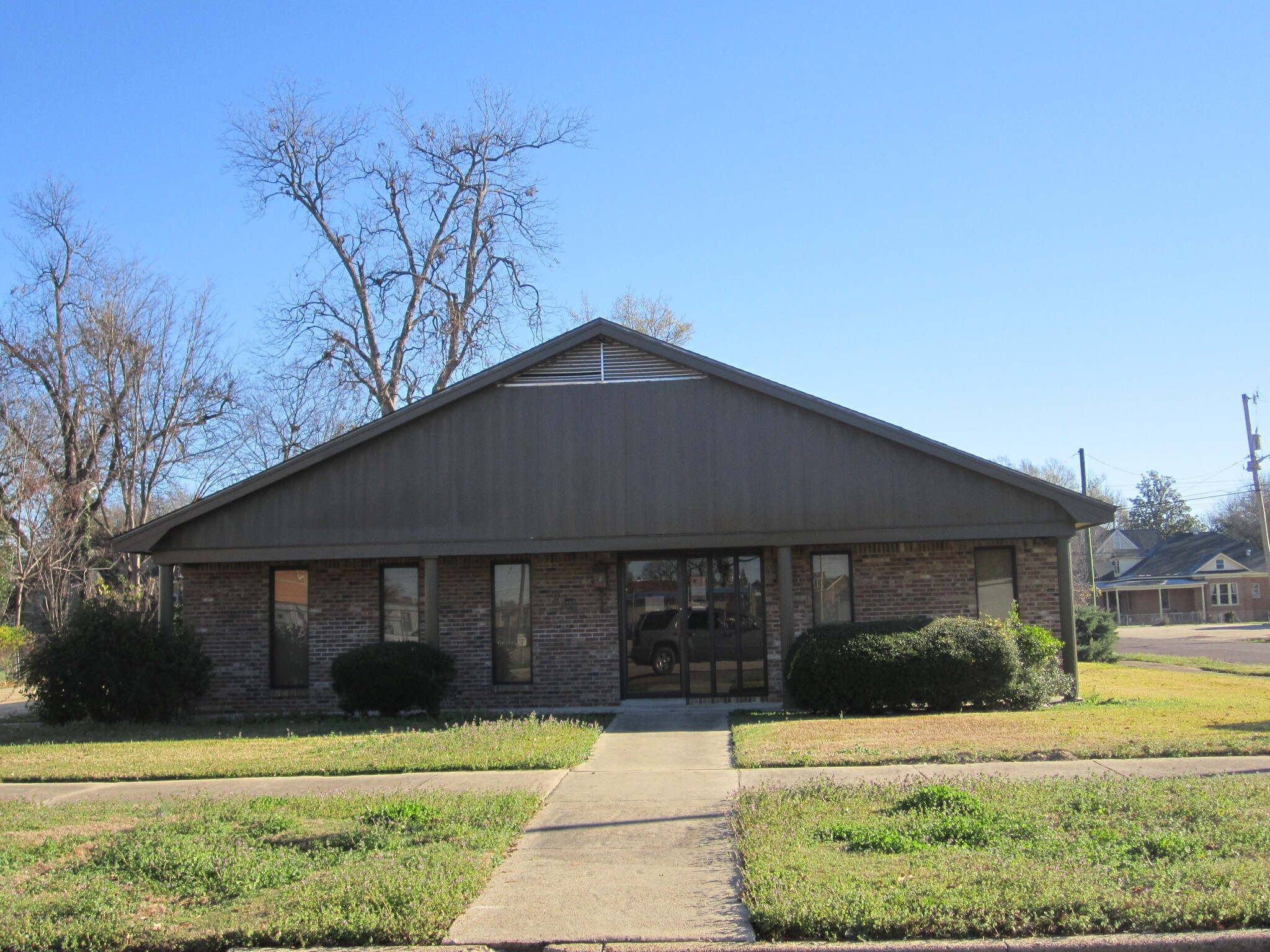 215 Lamar St, Greenwood, MS à vendre Photo principale– Image 1 sur 1