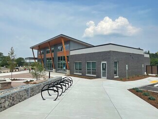Plus de détails pour SEC of Appleton Avenue & Good Hope Road, Menomonee Falls, WI - Local commercial à louer