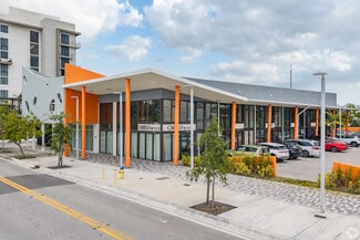 Plus de détails pour 18641 NE 24th Pl, Miami, FL - Local commercial à louer