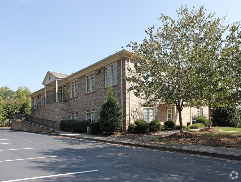 120 Carnegie Pl, Fayetteville, GA à louer - Photo de l’immeuble – Image 3 sur 4
