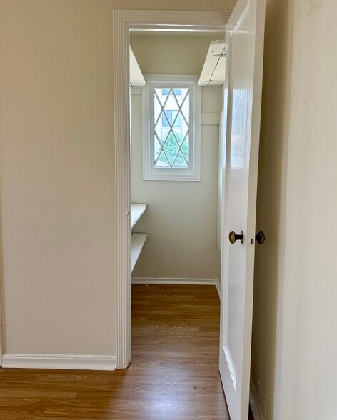 2062 Washington Ave, San Leandro, CA à vendre - Photo de l’immeuble – Image 3 sur 18