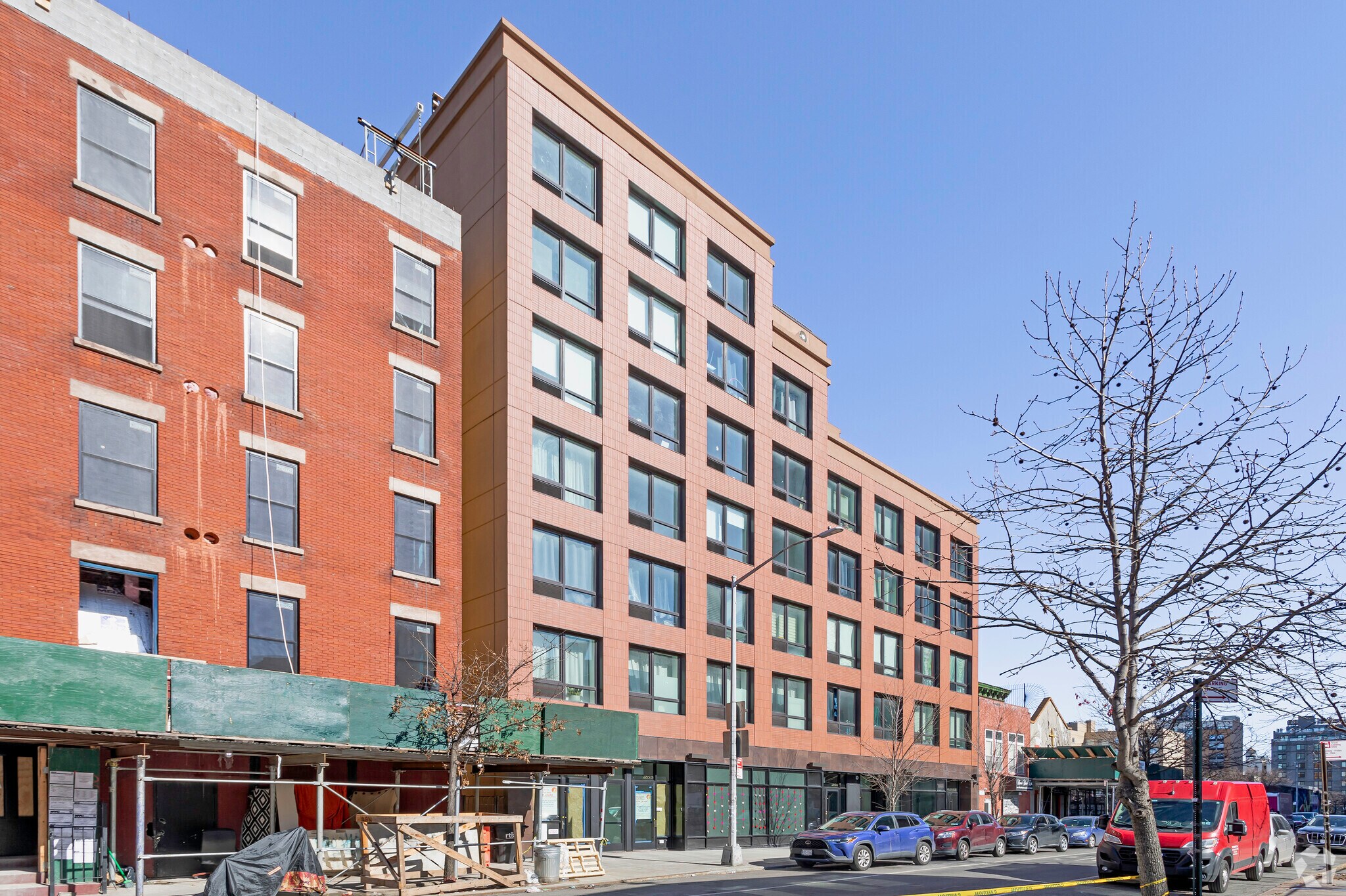 263-267 W 126th St, New York, NY à louer Photo principale– Image 1 sur 6