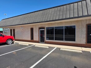 3206-3212 34th St, Lubbock, TX à louer Photo de l’immeuble– Image 1 sur 4