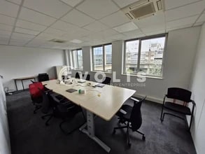 6-8 Rue Paul Cezanne, Neuilly-Plaisance à louer Photo intérieure– Image 2 sur 4