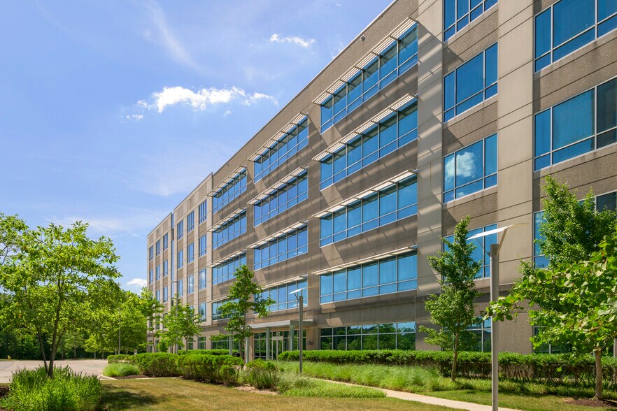 302 Sentinel Dr, Annapolis Junction, MD à louer - Photo de l’immeuble – Image 2 sur 5