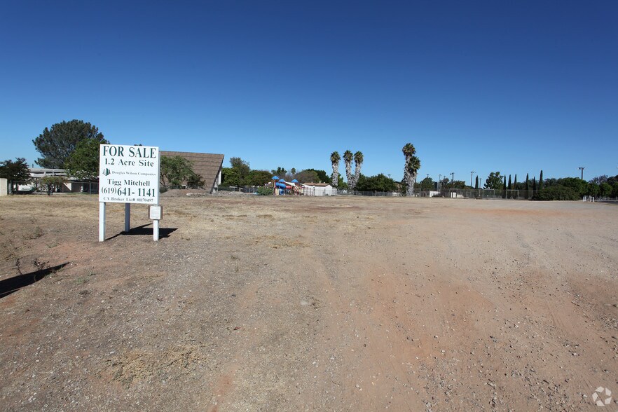 5150 Zion Ave, San Diego, CA à vendre - Photo de l’immeuble – Image 3 sur 7