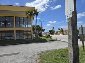 8400-8420 W Flagler St, Miami, FL à louer Photo intérieure– Image 2 sur 10