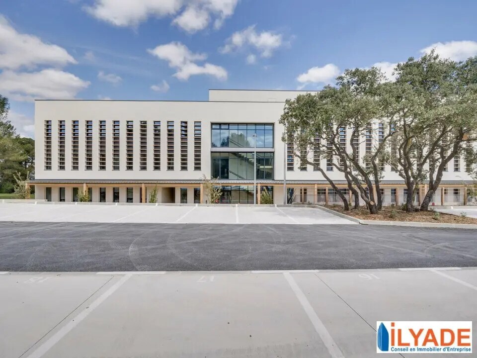 Bureau dans Aix-en-Provence à louer Photo de l’immeuble– Image 1 sur 9