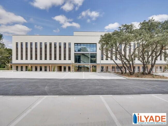 Plus de détails pour Bureau à louer