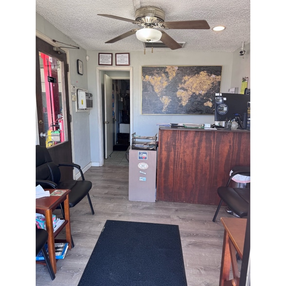 2405 Belt Line Rd, Garland, TX à vendre - Photo intérieure – Image 3 sur 5