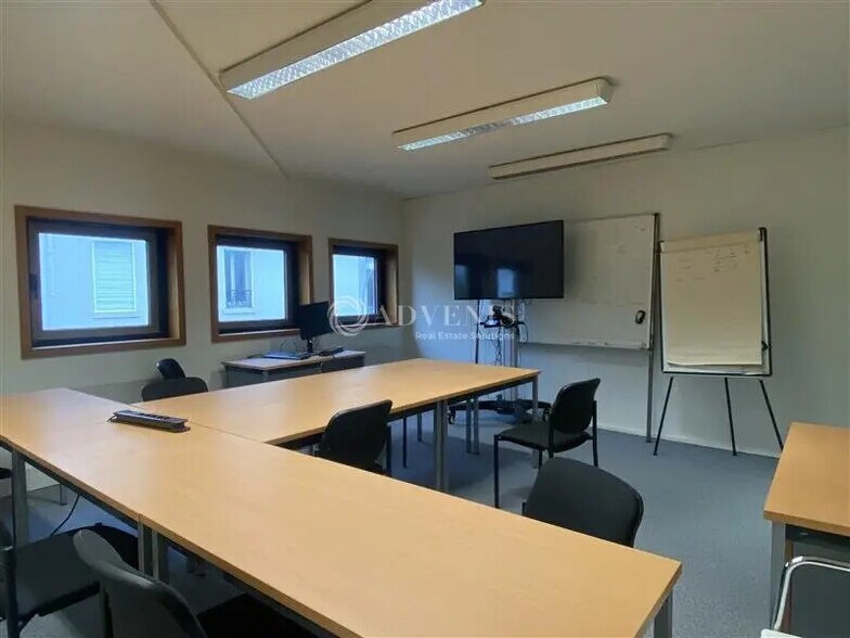 Bureau dans Le Kremlin-Bicêtre à louer - Photo intérieure – Image 3 sur 10