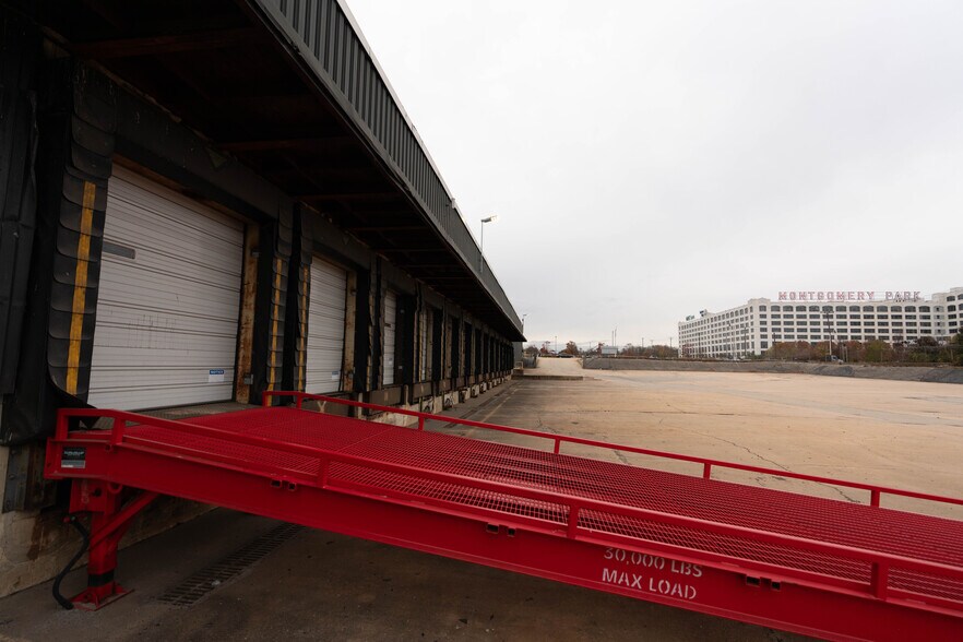 2015 Washington Blvd, Baltimore, MD à louer - Photo de l’immeuble – Image 3 sur 6