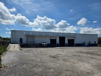 Plus de détails pour 1100 Waterloo Ave, Sarasota, FL - Industriel/Logistique à louer