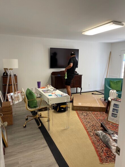 805 W 10th St, Austin, TX à louer - Photo de l’immeuble – Image 3 sur 10