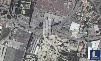 Plus de détails pour Local commercial à louer