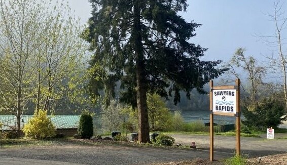 24828 State Highway 38, Elkton, OR à vendre - Photo de l’immeuble – Image 2 sur 14