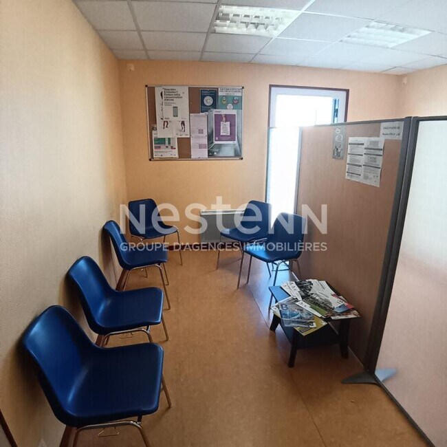Plus de détails pour Bureau à vendre