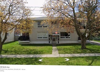 Plus de détails pour 128 Ninth Av, Brantford, ON - Logement à vendre
