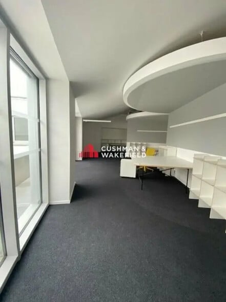 Bureau dans Toulouse à louer - Photo de l’immeuble – Image 2 sur 7
