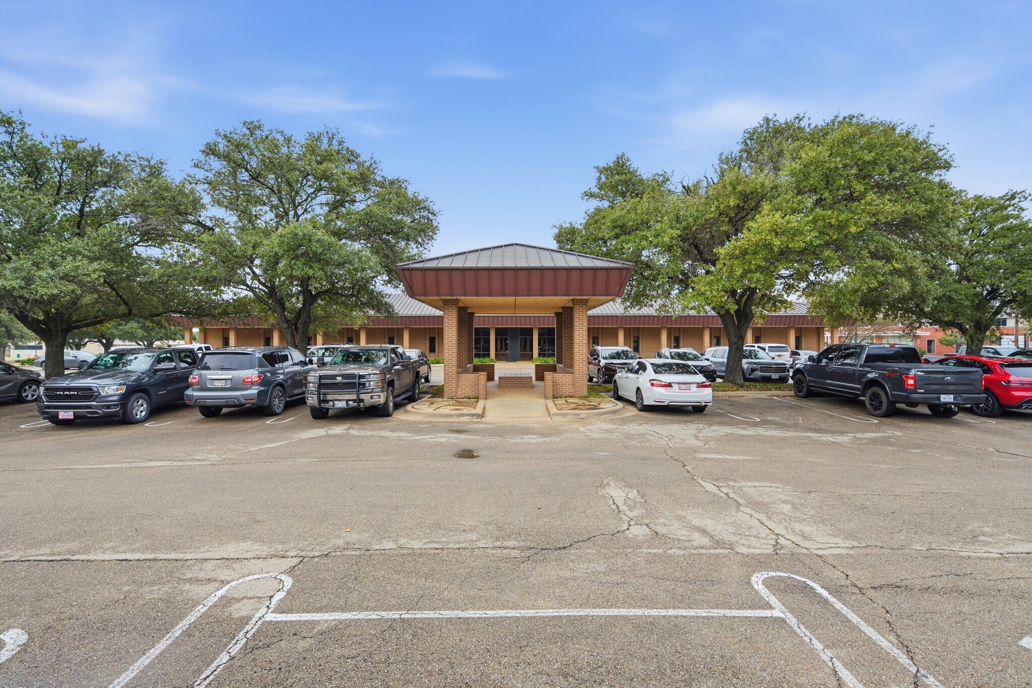 4800 Lakewood Dr, Waco, TX à louer Photo principale– Image 1 sur 9