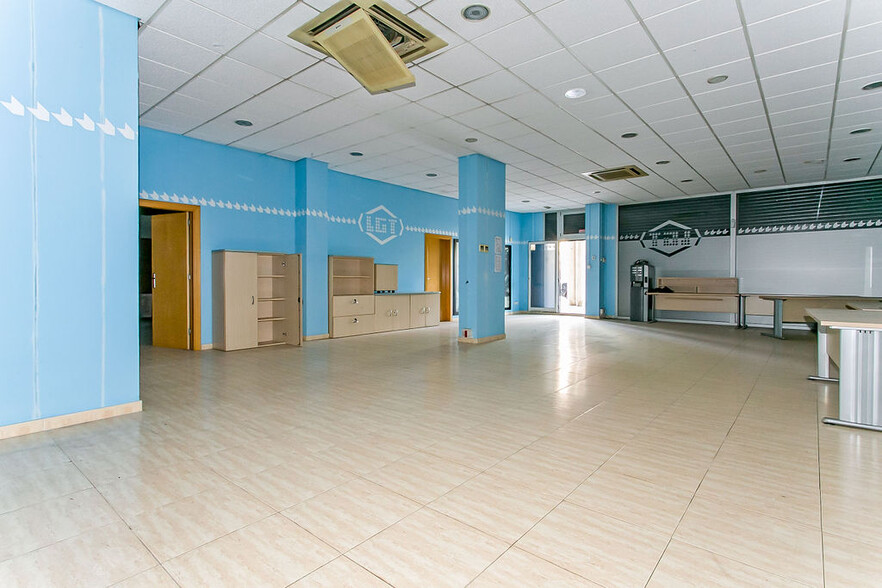 View Photo
