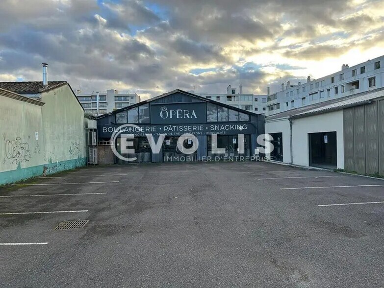 40 Avenue Du Général Leclerc, Bordeaux à louer - Photo de l’immeuble – Image 1 sur 4