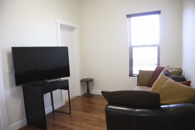 1327 W 35th St, Los Angeles, CA à vendre - Photo de l’immeuble – Image 2 sur 52