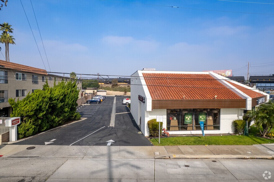 18989 Hawthorne Blvd Beach, Redondo Beach, CA à louer - Photo de l’immeuble – Image 2 sur 12