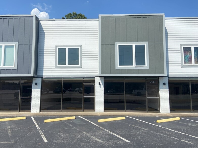 5407 Hixson Pike, Hixson, TN à louer - Photo de l’immeuble – Image 2 sur 10