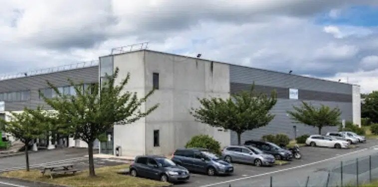 Industriel/Logistique dans Lieusaint à louer Photo de l’immeuble– Image 1 sur 2
