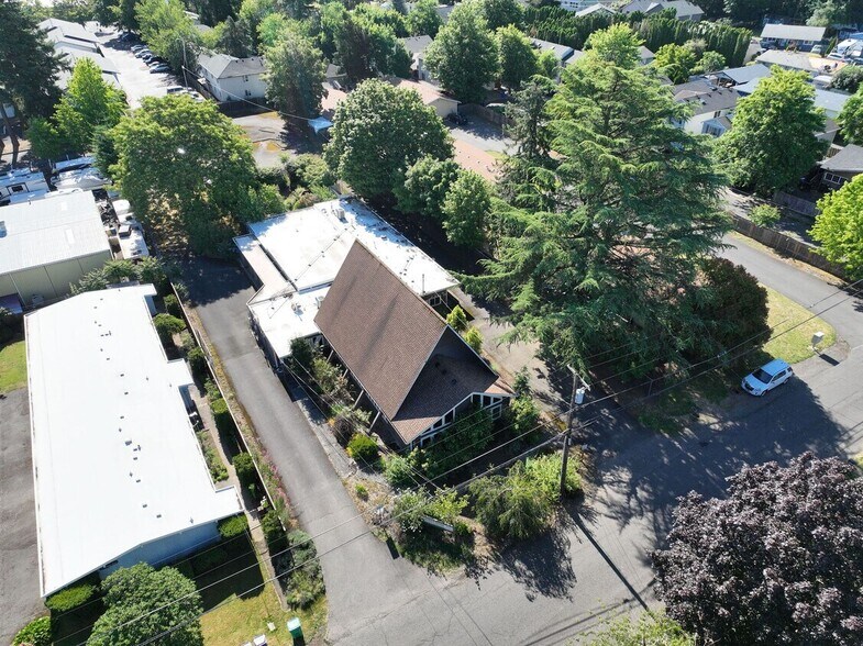 2600 SE 170th Ave, Portland, OR à vendre - Photo de l’immeuble – Image 2 sur 9