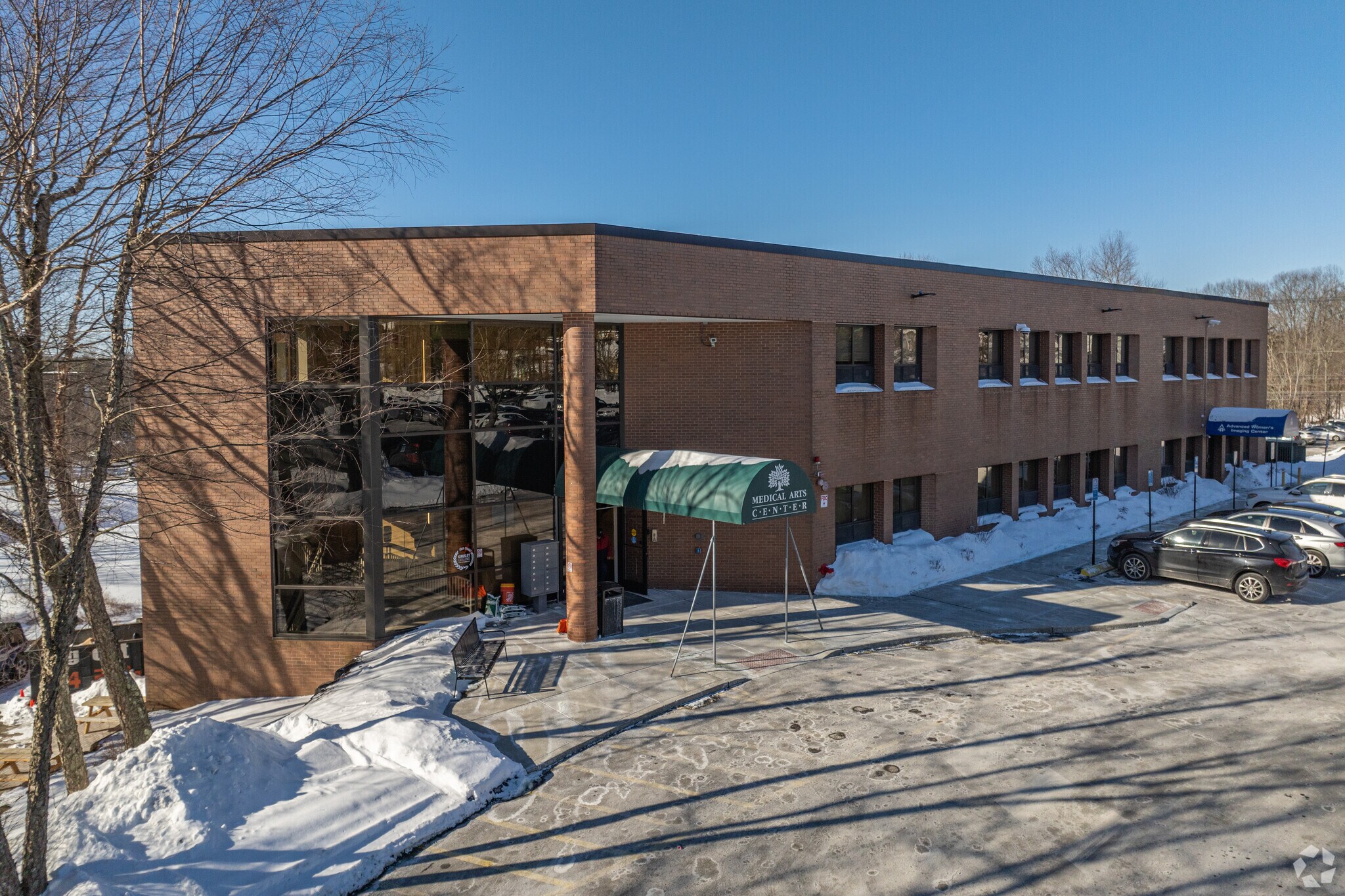 15 Corporate Dr, Trumbull, CT à louer Photo de l’immeuble– Image 1 sur 32