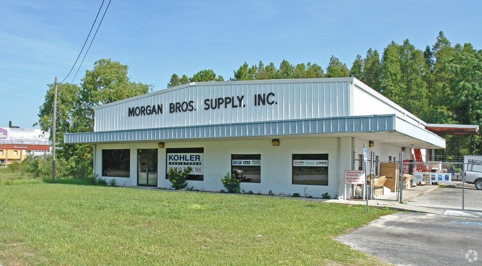 7559 W Gulf To Lake Hwy, Crystal River, FL à vendre - Photo de l’immeuble – Image 2 sur 2