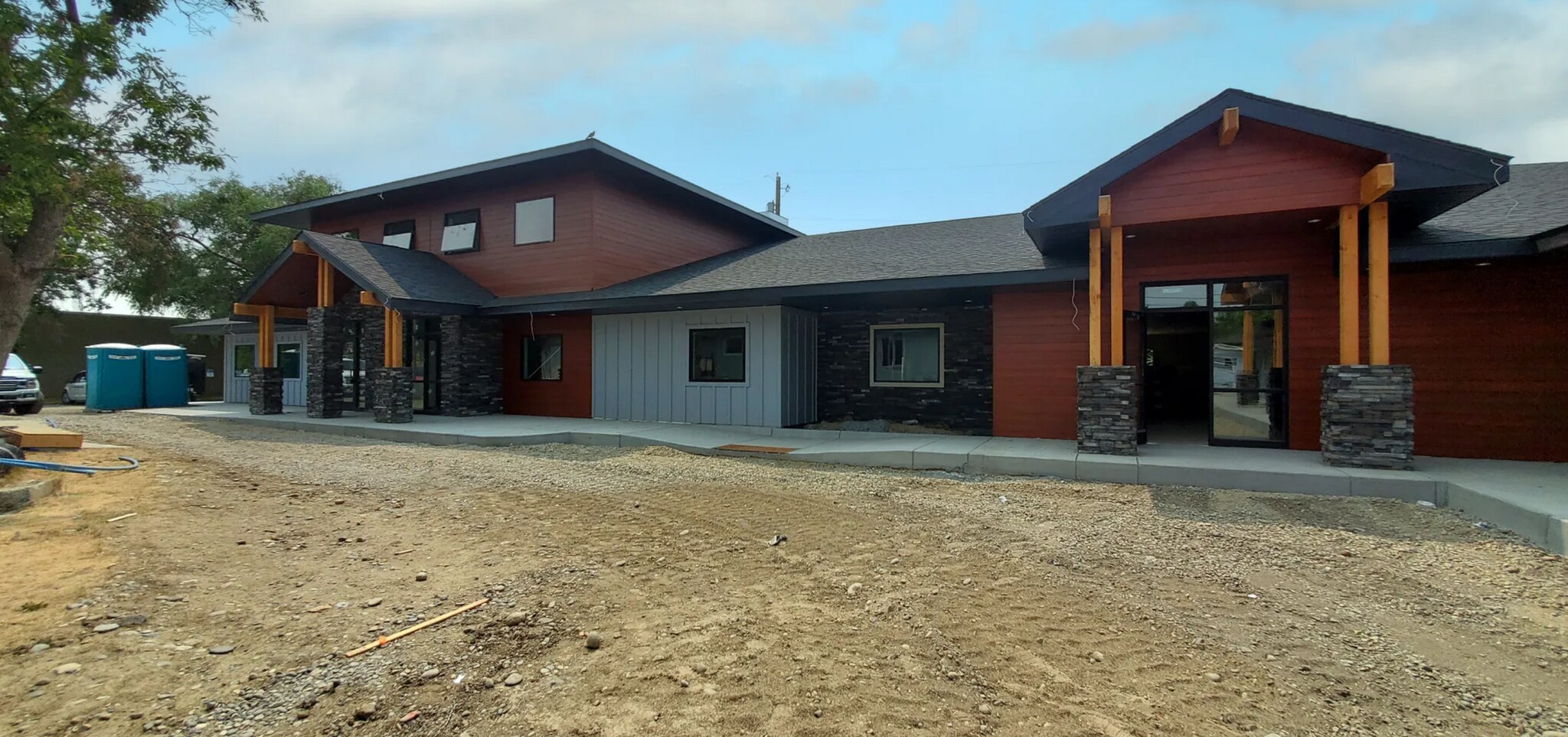 502 Wicks Ln, Billings, MT à louer Photo principale– Image 1 sur 2