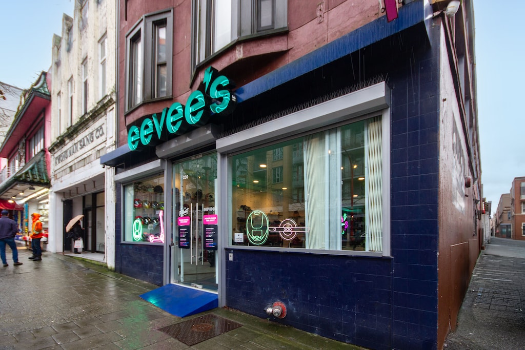 230 E Pender St, Vancouver, BC à louer Photo intérieure– Image 1 sur 4