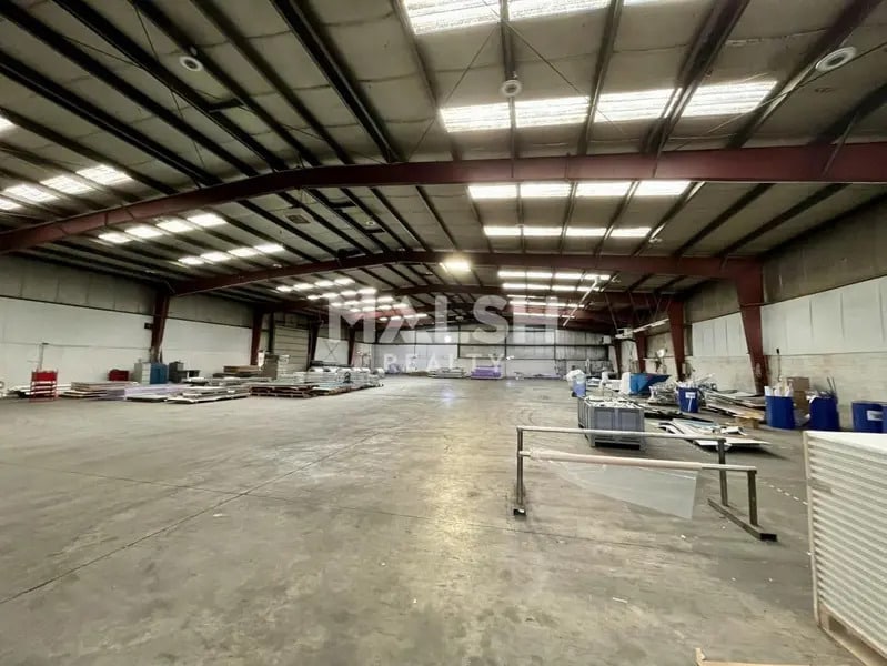 Industriel/Logistique dans Brignais à vendre Photo intérieure– Image 1 sur 9