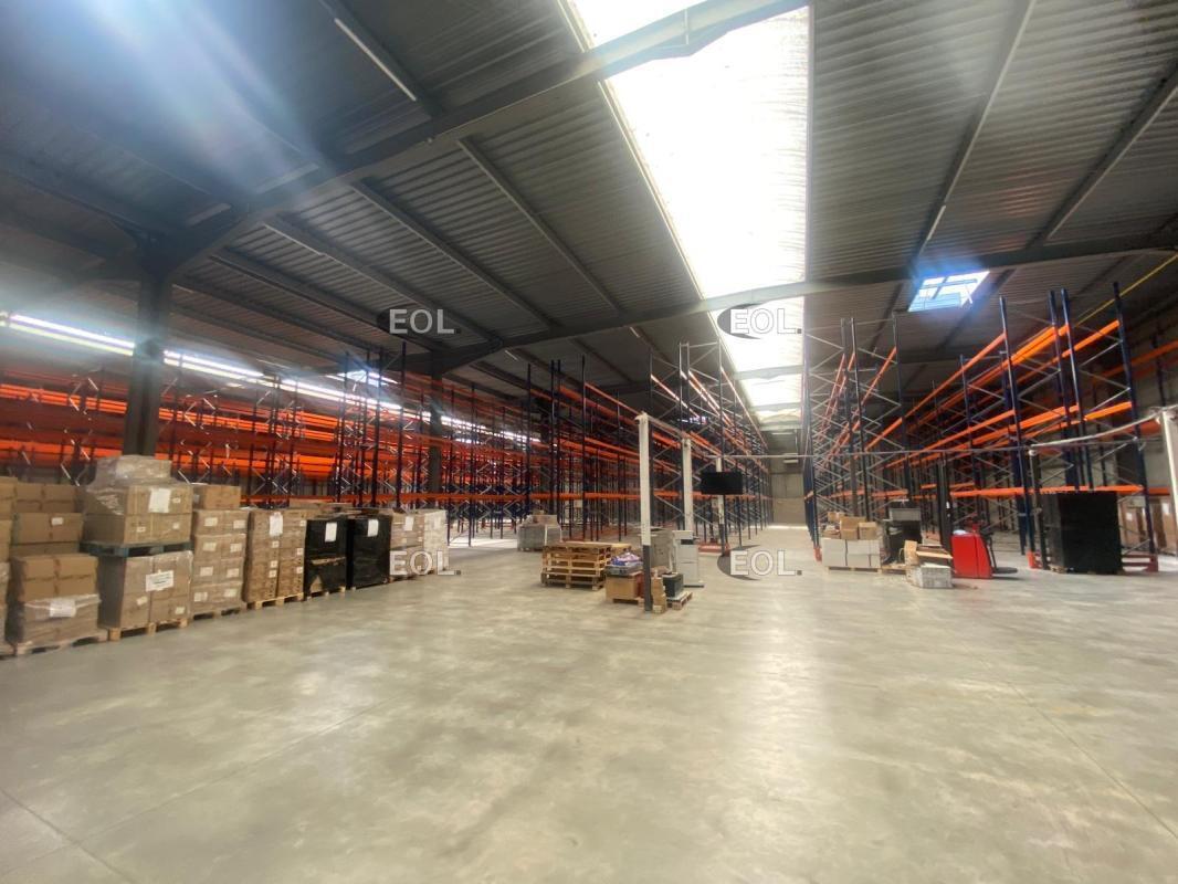 Industriel/Logistique dans Santeny à vendre Photo intérieure– Image 1 sur 12