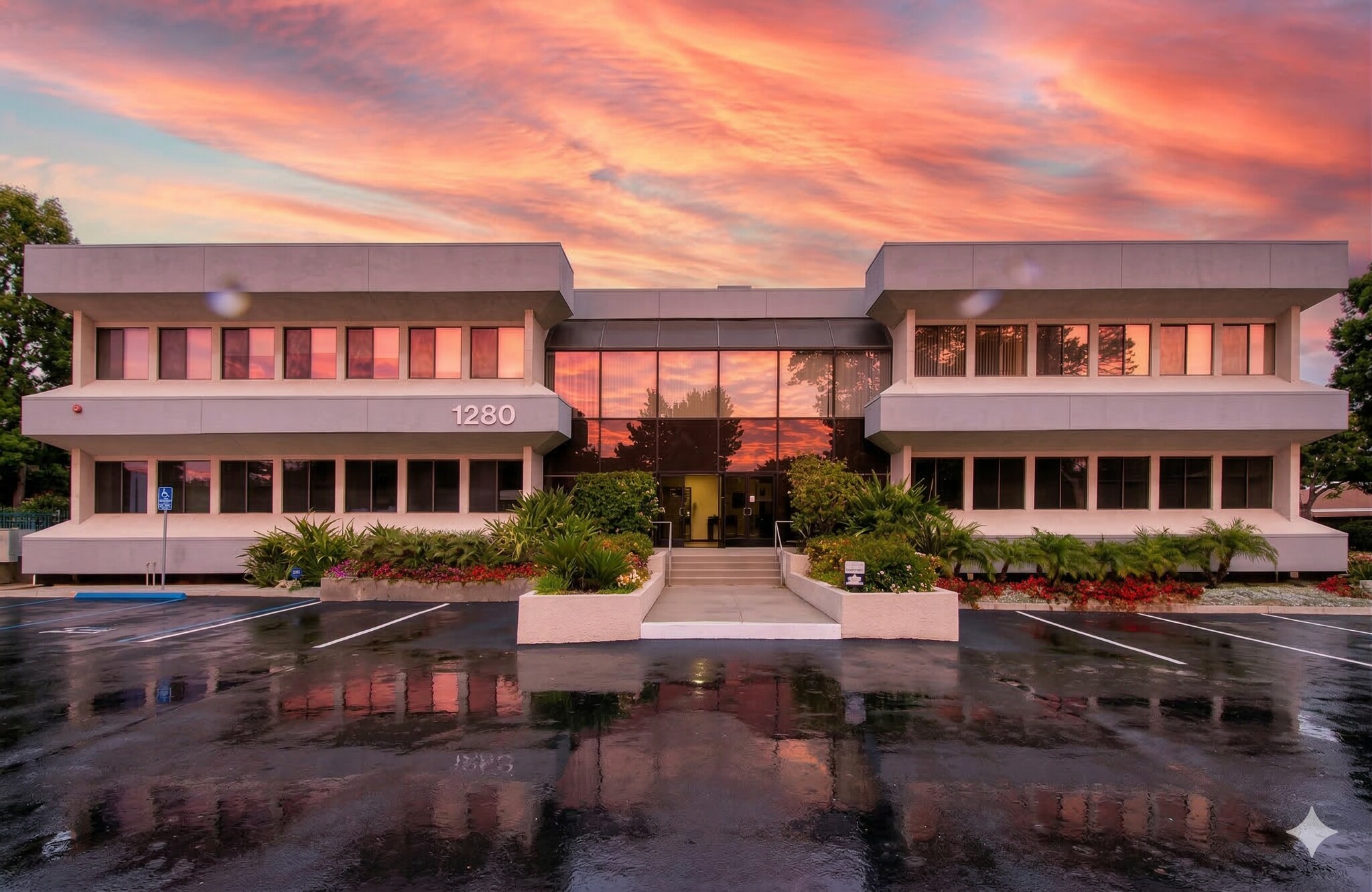 1280 S Victoria Ave, Ventura, CA à vendre Photo principale– Image 1 sur 6