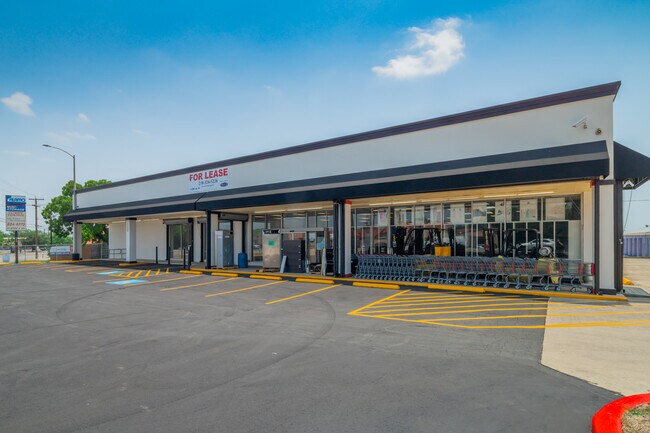 Plus de détails pour 1568 Austin Hwy, San Antonio, TX - Local commercial à louer