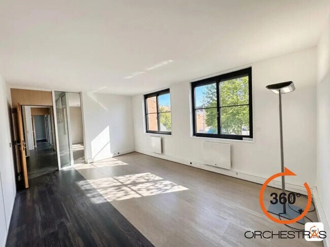 Plus de détails pour Bureau à louer