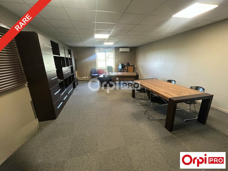 Bureau dans Beaumont-lès-Valence à vendre - Photo intérieure – Image 2 sur 4