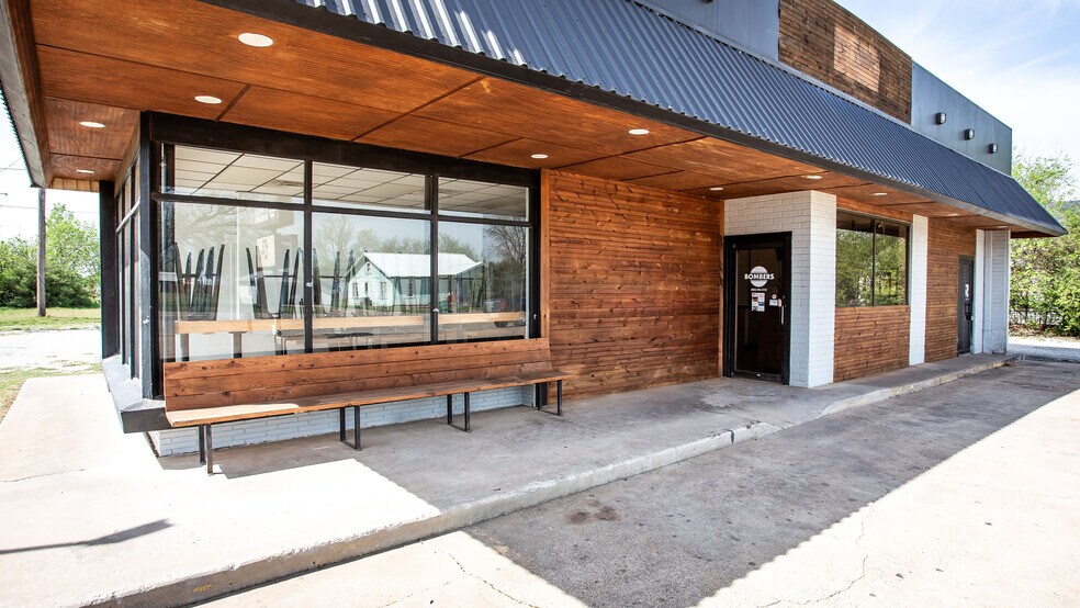 610 Main St, Olney, TX à vendre - Photo de l’immeuble – Image 2 sur 14