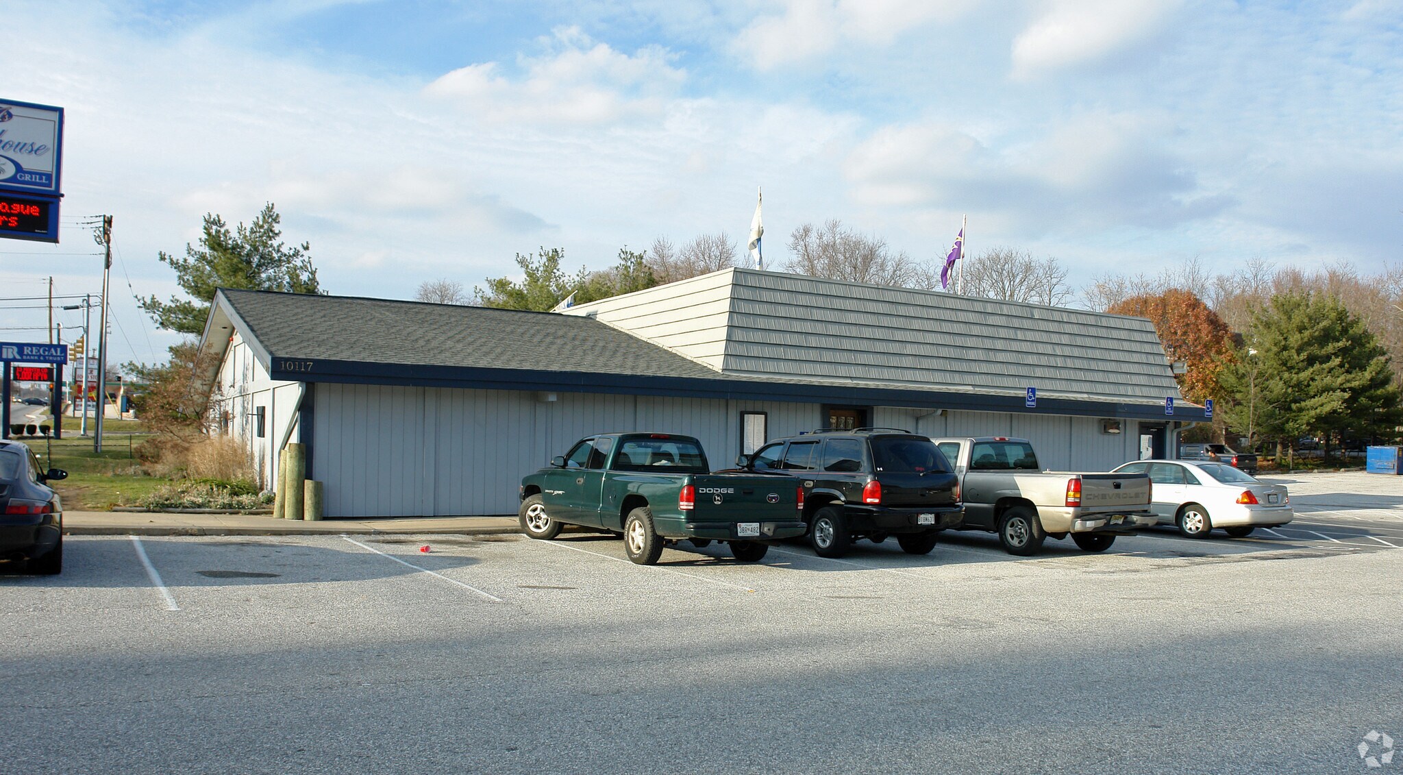 10113-10117 Reisterstown Rd, Owings Mills, MD à louer Photo principale– Image 1 sur 48