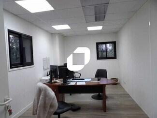 Plus de détails pour Bureau à louer