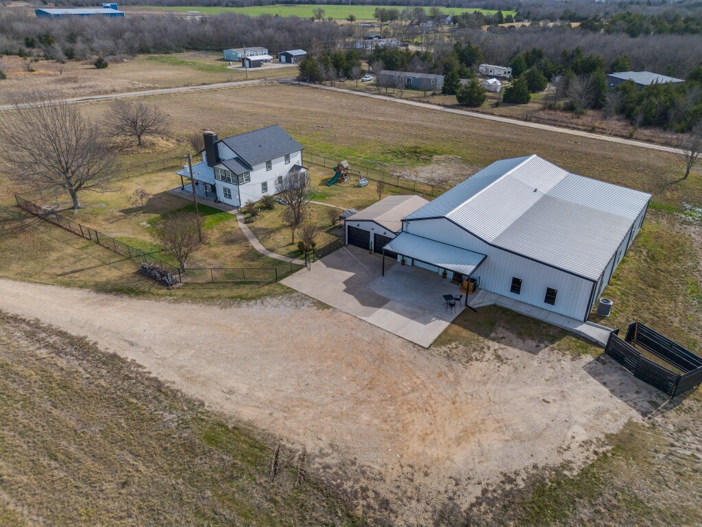 1840 County Road 4309 N, Greenville, TX à vendre Photo de l’immeuble– Image 1 sur 44