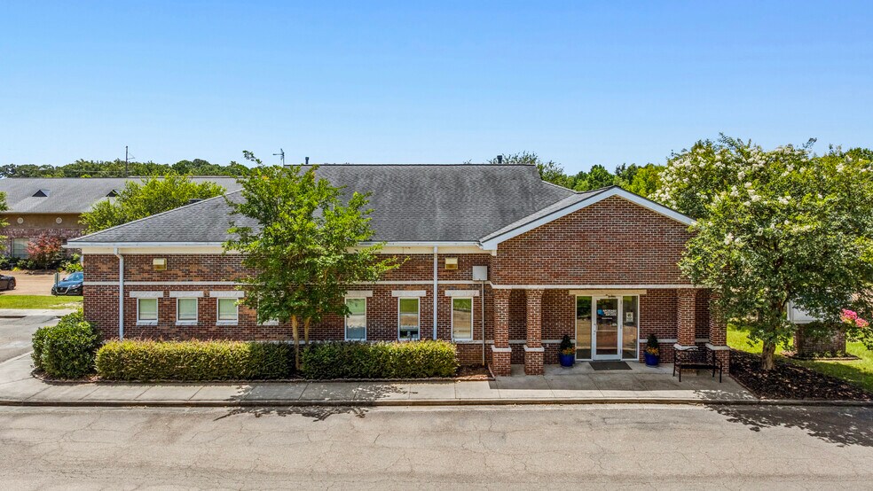 128 River View Dr, Flowood, MS à vendre - Photo de l’immeuble – Image 1 sur 5