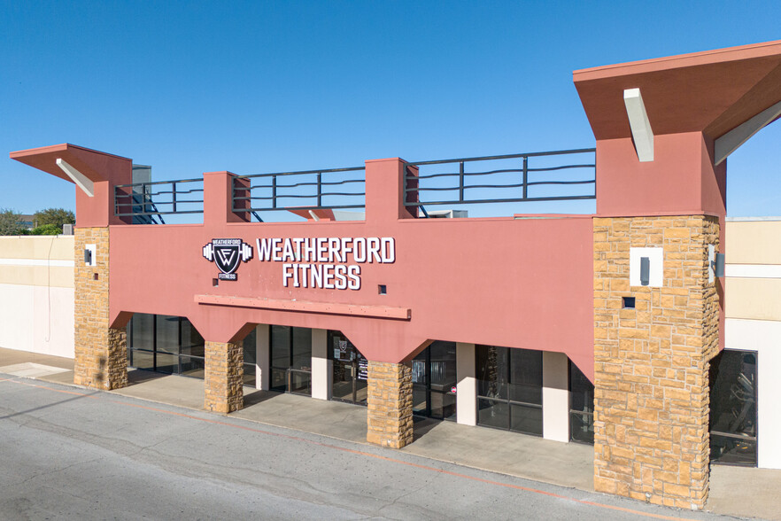 100 College Park Dr, Weatherford, TX à louer - Photo de l’immeuble – Image 2 sur 13