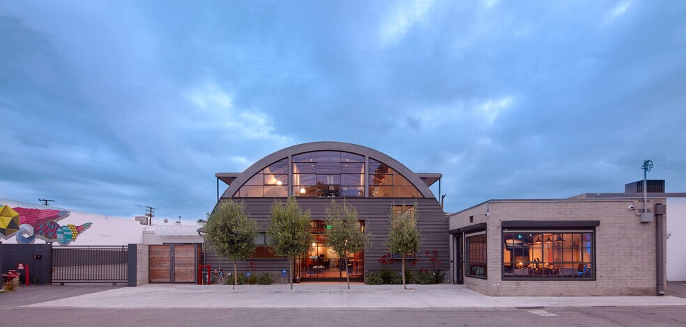 5895 Blackwelder St, Culver City, CA à vendre - Photo de l’immeuble – Image 1 sur 1