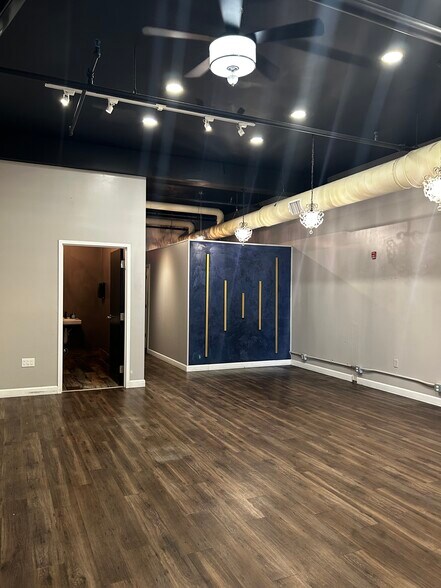 1571 Atwood Ave, Johnston, RI à louer - Photo de l’immeuble – Image 3 sur 14